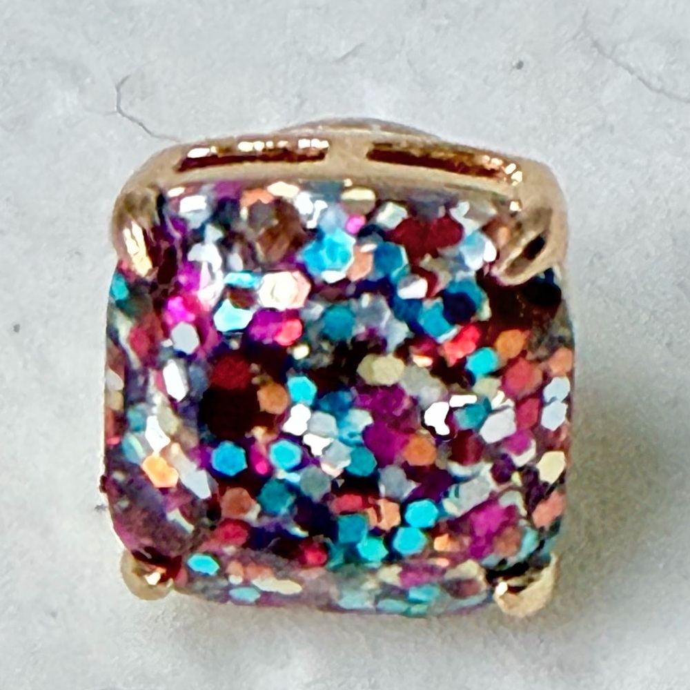Kate Spade Glitter Square Stud Earrings Gold Tone NWT - Picture 3 of 7